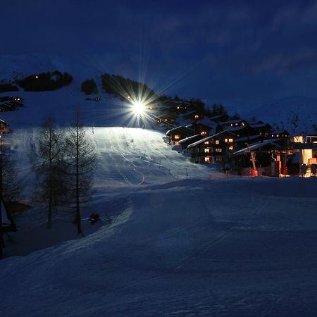 Rosswald Gruppenhaus Im Walliser Alpstyle מראה חיצוני תמונה