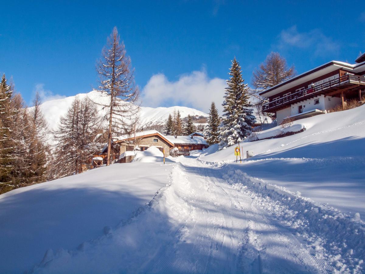Rosswald Gruppenhaus Im Walliser Alpstyle מראה חיצוני תמונה