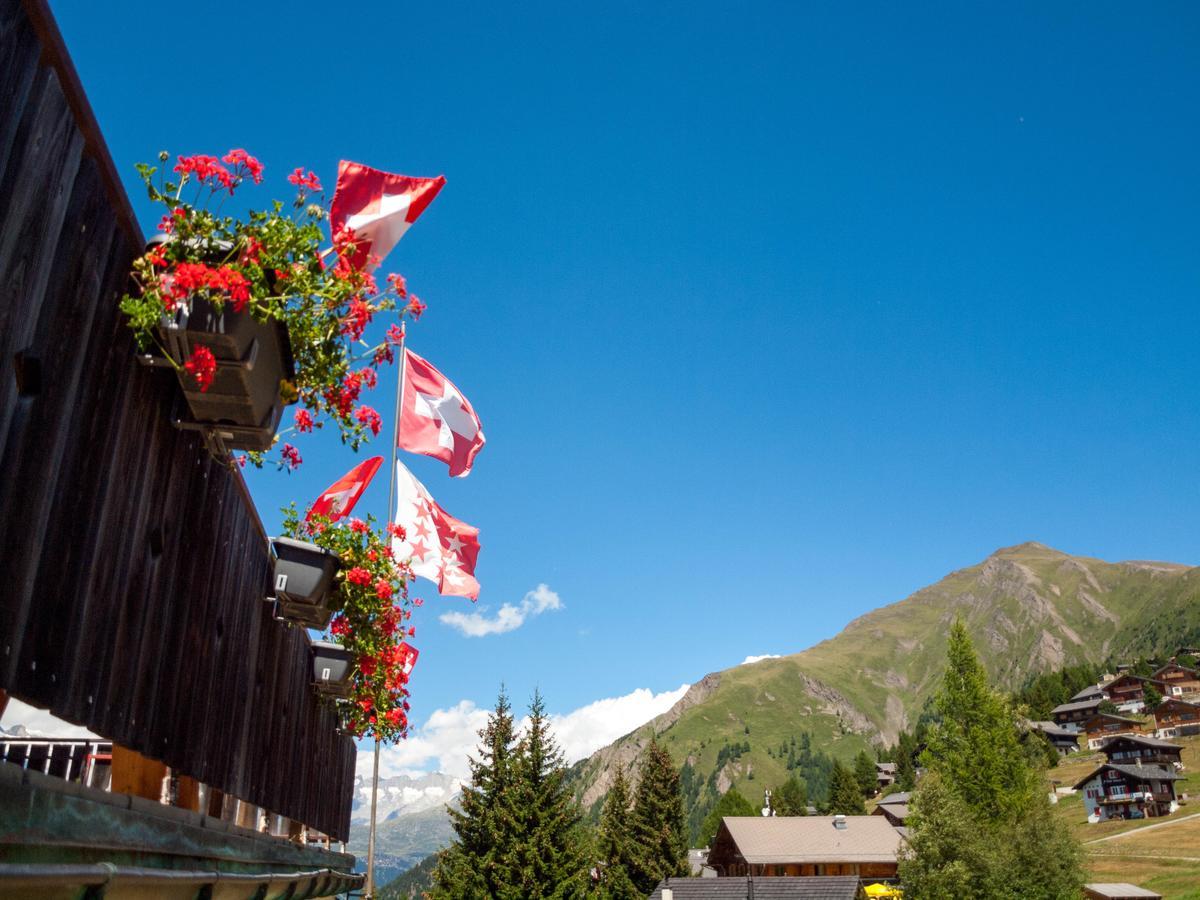 Rosswald Gruppenhaus Im Walliser Alpstyle מראה חיצוני תמונה